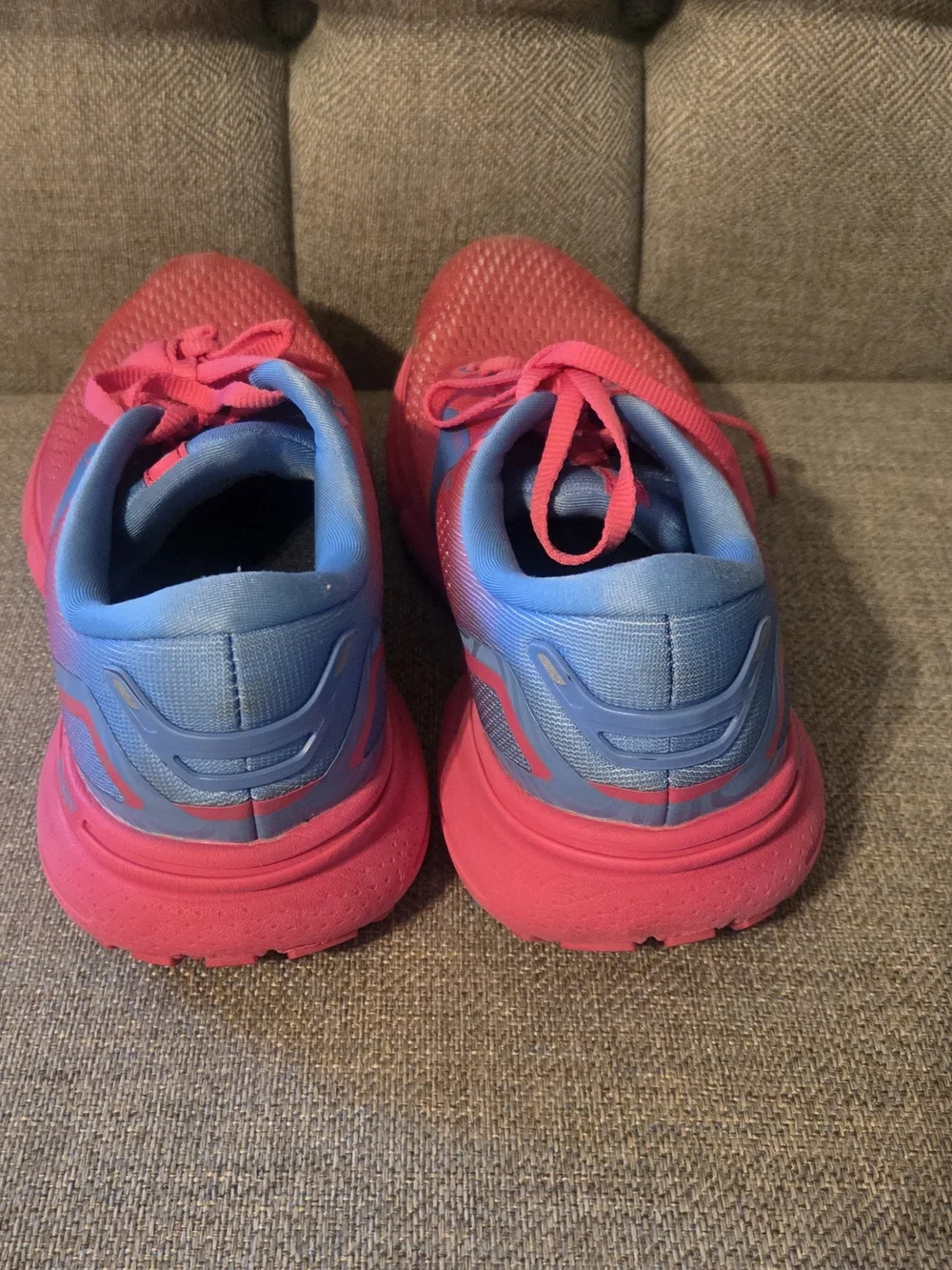 Brooks Women's Pink and Blue Running Sneakers